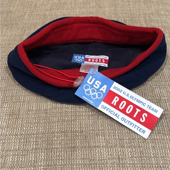 Roots Navy and Red Olympic Beret - Picture 3 of 4